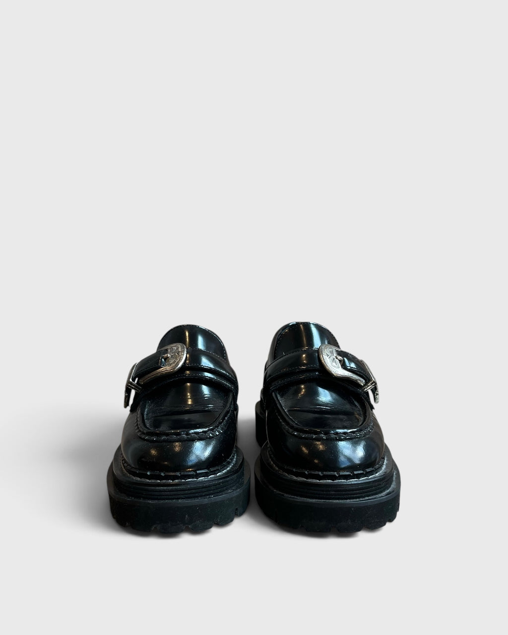 Loafers cuir noirs semelle crantée, Sandro