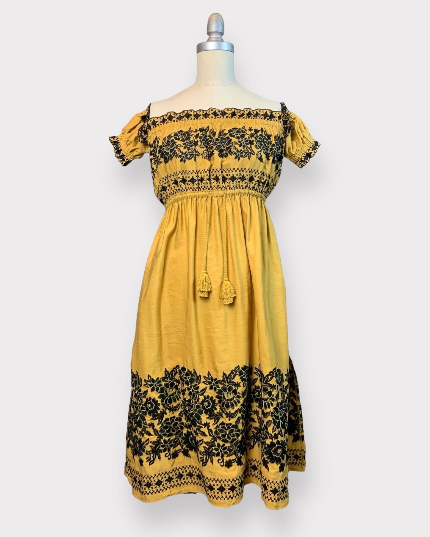 Yellow and black embroidered flower dress Spell &amp; the gypsy, XXS