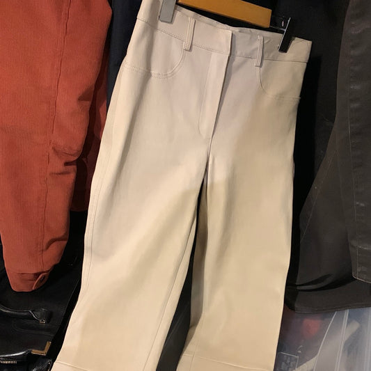 Pantalon faux cuir beige Liviana Conti
