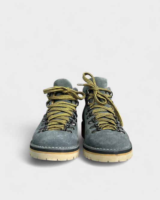 Fracap x Simons blue suede boot