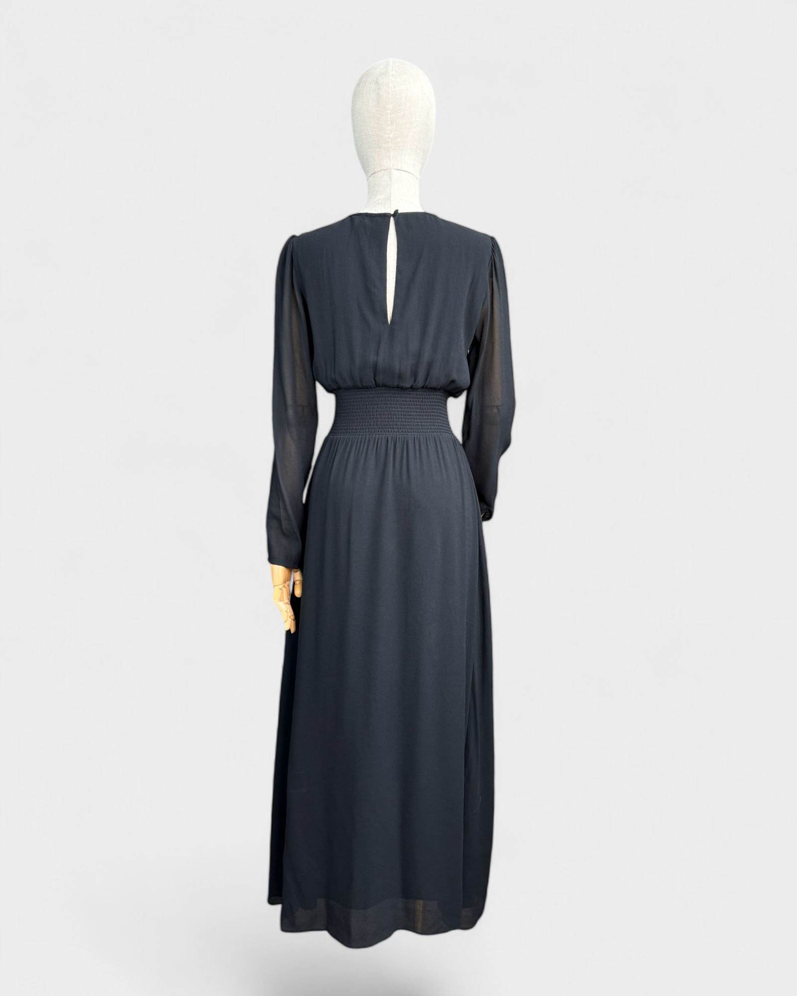 Long black dress, Wilfred, S