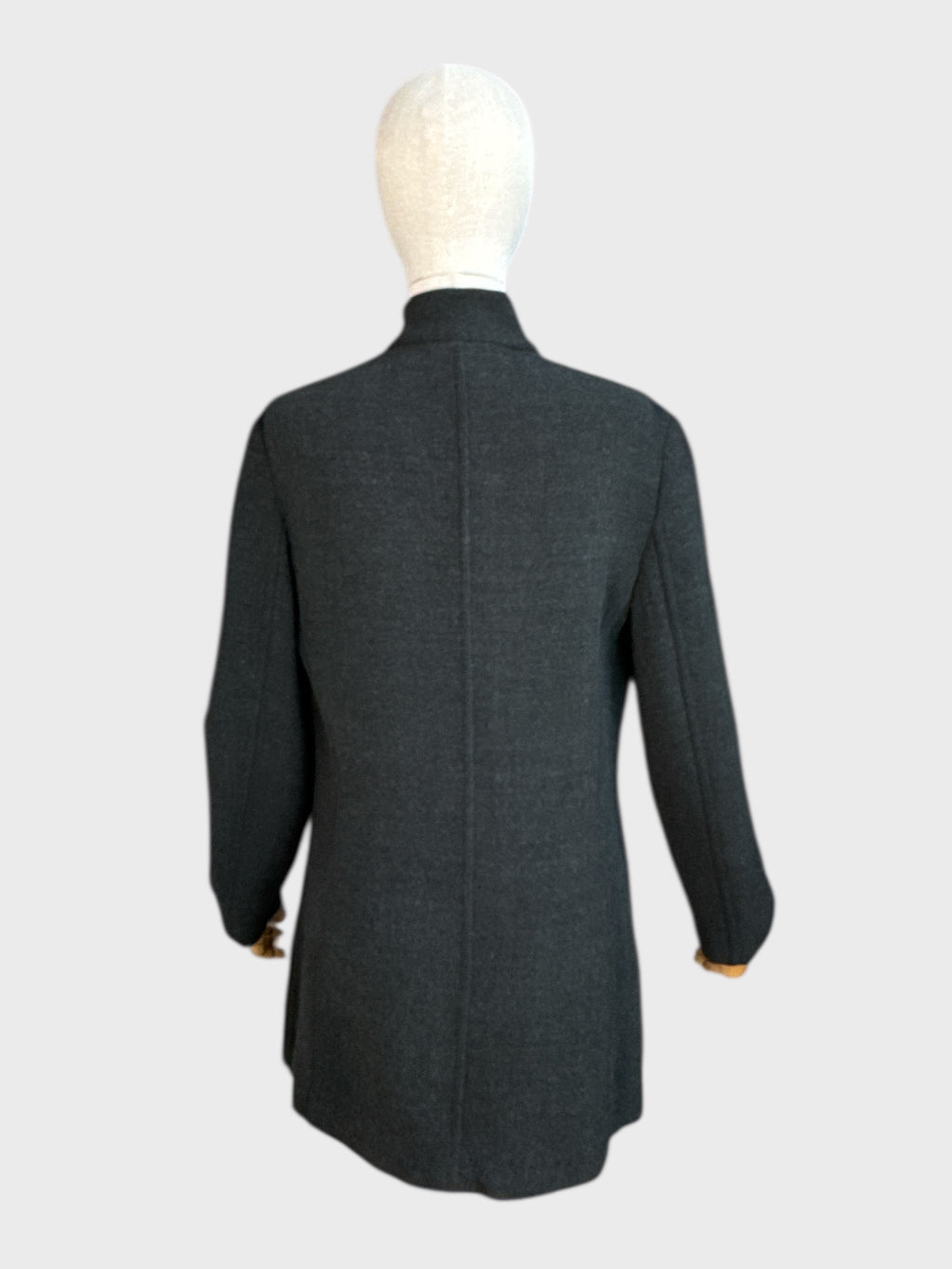 Beston Giorgio Armani, 8